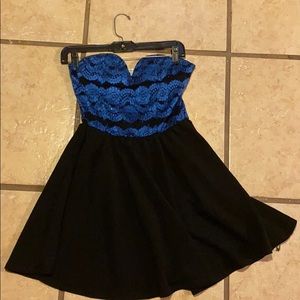 Strapless dress